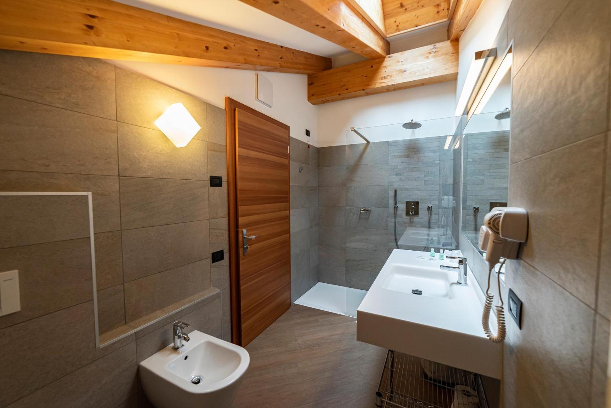 Hotel Garni Paradisi - Wellness & Spa Mezzano Luaran gambar