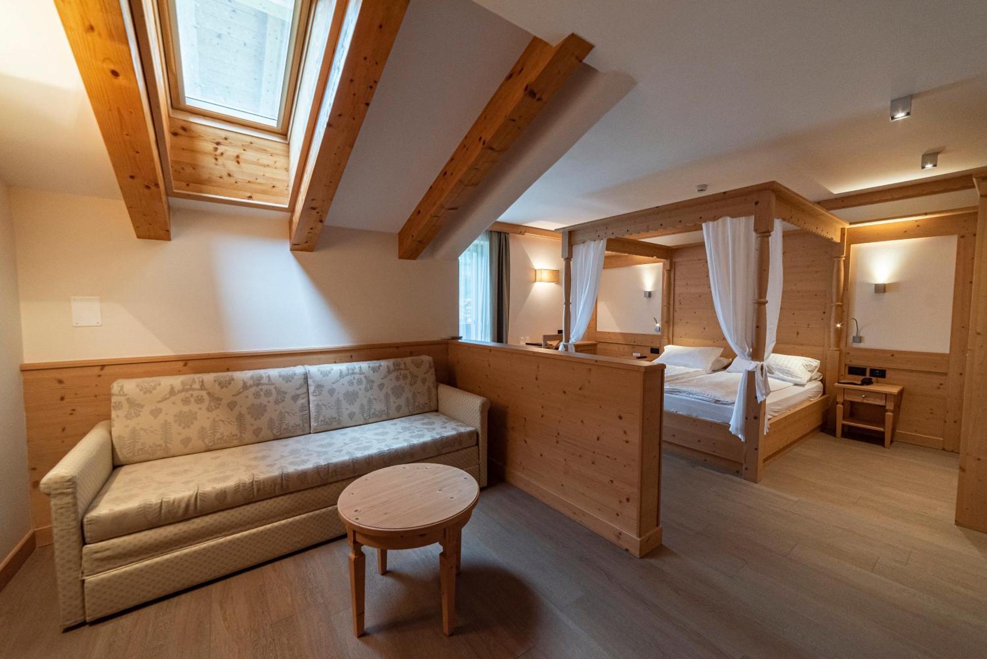 Hotel Garni Paradisi - Wellness & Spa Mezzano Luaran gambar
