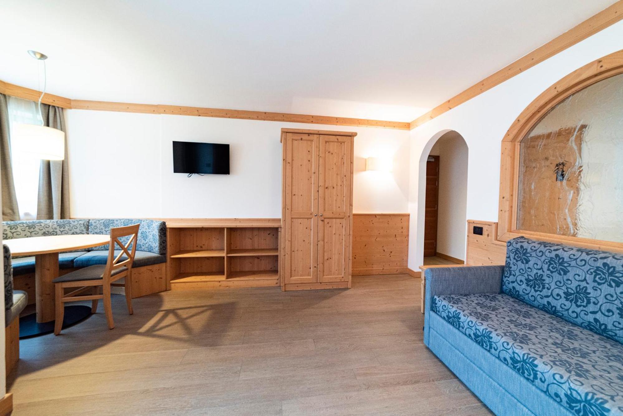 Hotel Garni Paradisi - Wellness & Spa Mezzano Luaran gambar