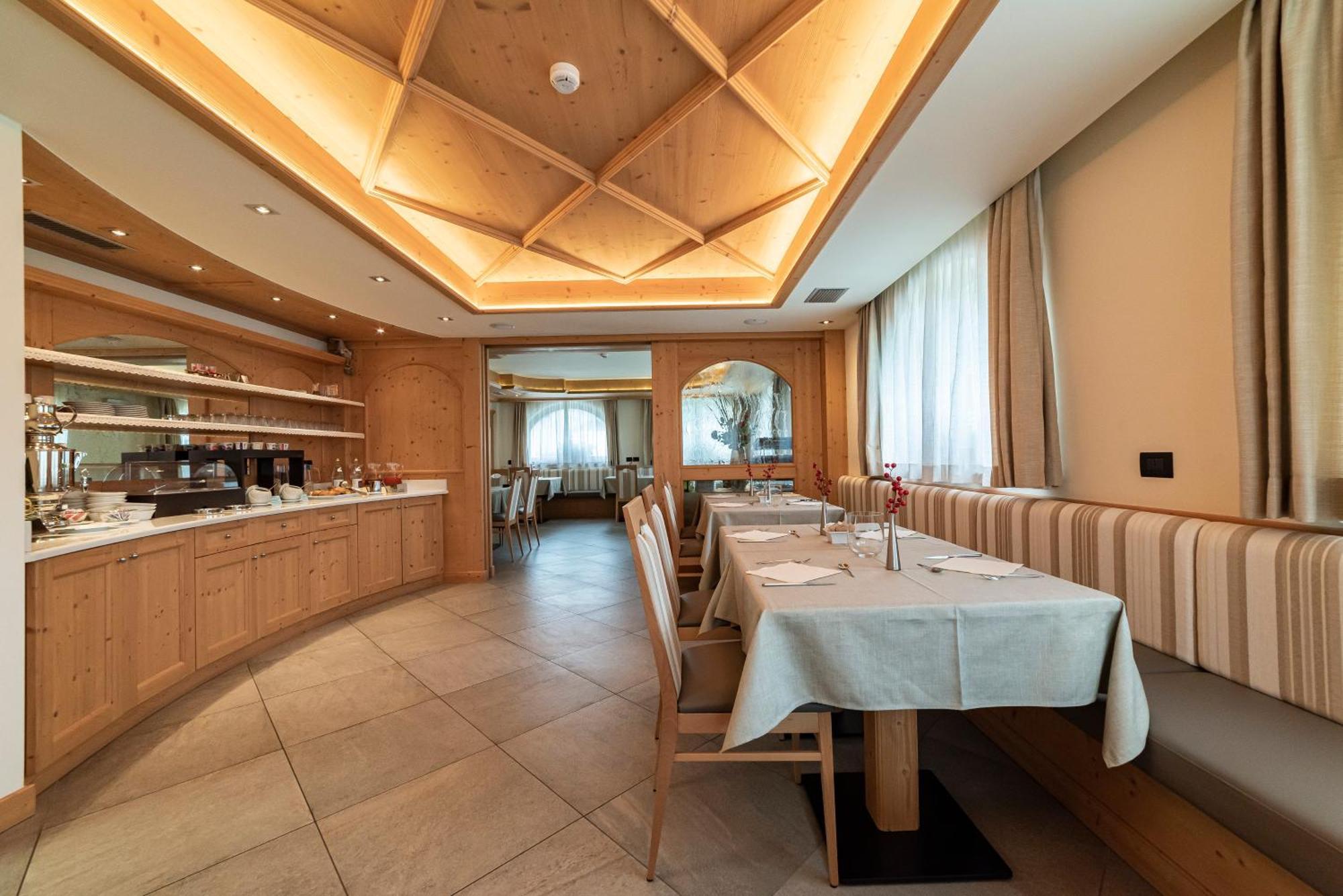 Hotel Garni Paradisi - Wellness & Spa Mezzano Luaran gambar