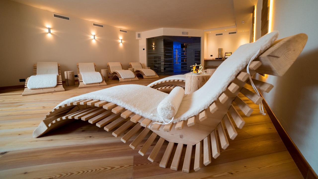 Hotel Garni Paradisi - Wellness & Spa Mezzano Luaran gambar